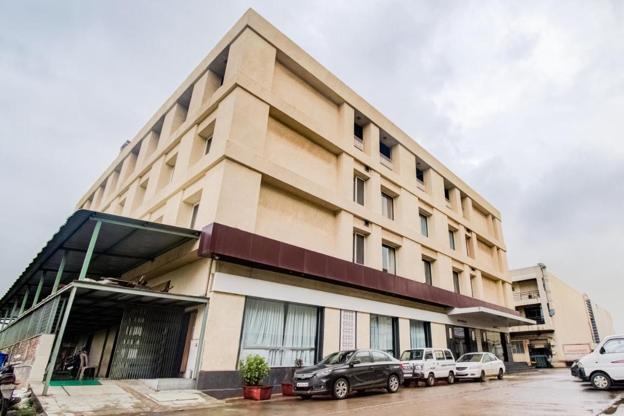 Gopalas Residency Kalyan-Bhiwandi Extérieur photo