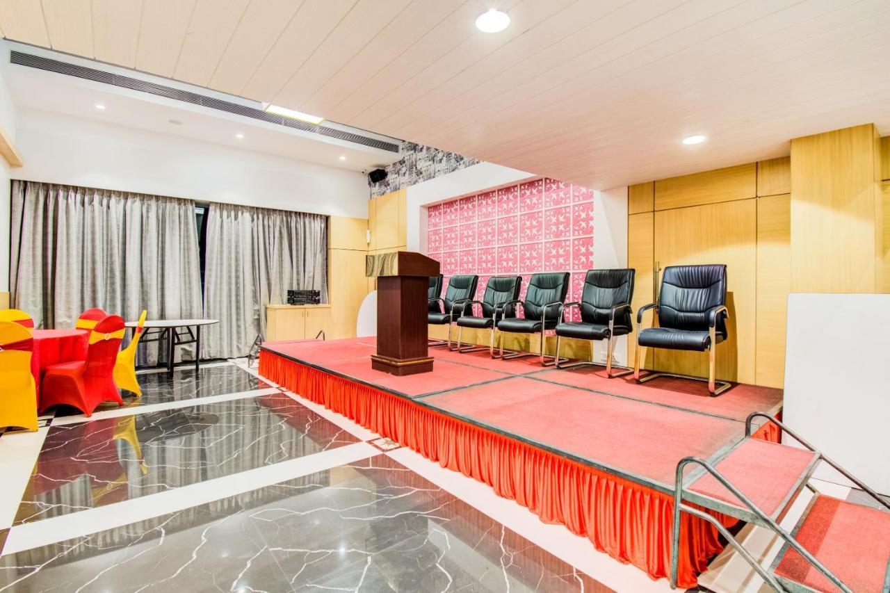 Gopalas Residency Kalyan-Bhiwandi Extérieur photo